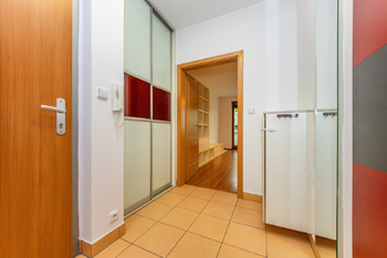 Pronájem bytu 3+kk v osobním vlastnictví 85 m², Praha 5 - Zličín