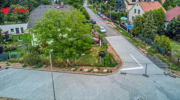 Prodej pozemku 117 m², Káraný
