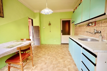 Prodej domu 236 m², Těškovice