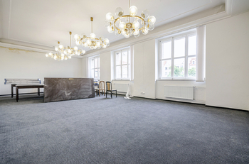 Pronájem kancelářských prostor 246 m², Louny