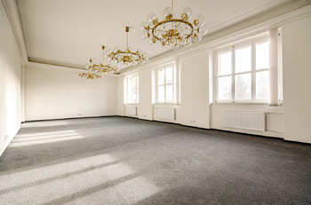 Pronájem kancelářských prostor 246 m², Louny