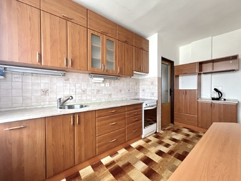 Prodej bytu 3+1 v osobním vlastnictví 64 m², Slavětín