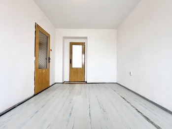 Prodej bytu 3+1 v osobním vlastnictví 64 m², Slavětín