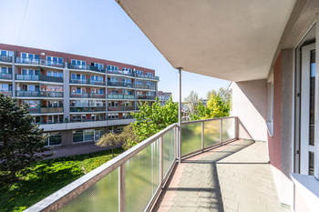 Prodej bytu 2+1 v osobním vlastnictví 67 m², Praha 9 - Černý Most