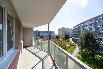 Prodej bytu 2+1 v osobním vlastnictví 67 m², Praha 9 - Černý Most