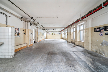 Prodej domu 400 m², Hronov