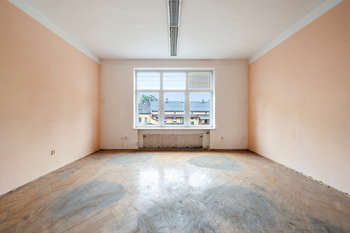 Prodej domu 400 m², Hronov