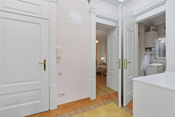 Prodej bytu 2+kk v osobním vlastnictví 97 m², Karlovy Vary