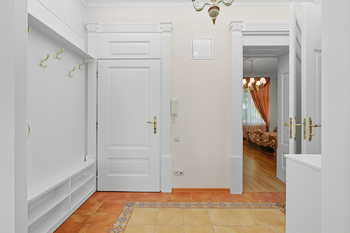 Prodej bytu 2+kk v osobním vlastnictví 97 m², Karlovy Vary