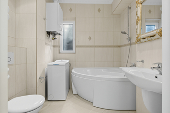 Prodej bytu 2+kk v osobním vlastnictví 97 m², Karlovy Vary