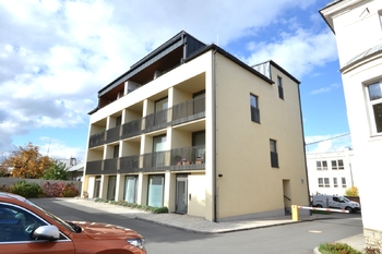 Pronájem bytu 2+kk v osobním vlastnictví 56 m², Starý Plzenec