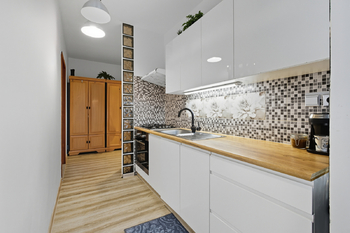 Prodej bytu 3+1 v osobním vlastnictví 74 m², Karlovy Vary