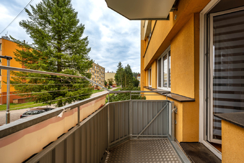 balkon  - Prodej bytu 2+1 v osobním vlastnictví 64 m², Suchdol nad Lužnicí
