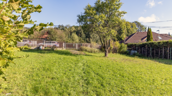 Prodej pozemku 863 m², Okrouhlá