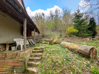 Prodej pozemku 1880 m², Nižbor