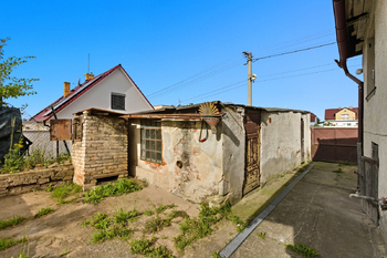 Prodej domu 80 m², Tuchlovice