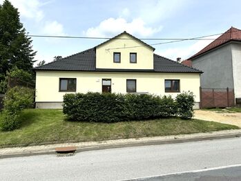 Prodej domu 418 m², Krahulov