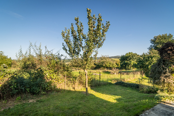Prodej pozemku 711 m², Hracholusky