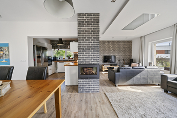 Srdce domova - hlavní prostor - Prodej domu 215 m², Stěžery