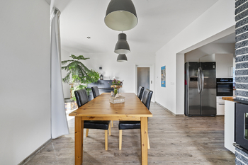 Jídelna - Prodej domu 215 m², Stěžery