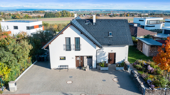 Prodej domu 215 m², Stěžery