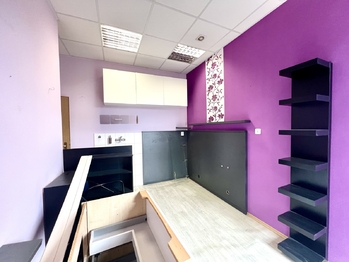 Prodej obchodních prostor 63 m², Kyjov