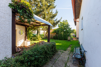 Pronájem domu 182 m², Praha 9 - Újezd nad Lesy