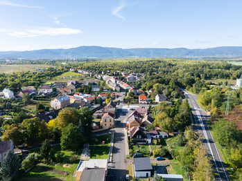 Prodej domu 448 m², Zabrušany