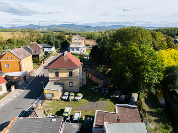 Prodej domu 448 m², Zabrušany