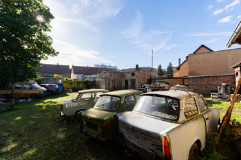 Prodej domu 448 m², Zabrušany