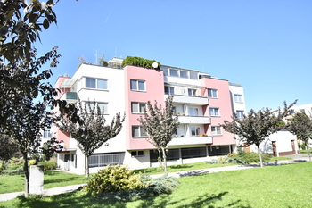 Pronájem bytu 2+kk v osobním vlastnictví 62 m², Hradec Králové