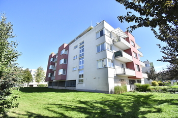Pronájem bytu 2+kk v osobním vlastnictví 62 m², Hradec Králové