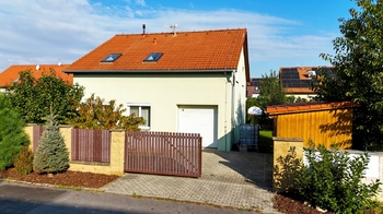 Prodej domu 154 m², Zeleneč