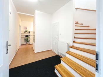 Prodej domu 154 m², Zeleneč