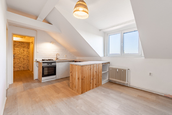 Prodej bytu 2+1 v osobním vlastnictví 44 m², Praha 10 - Uhříněves