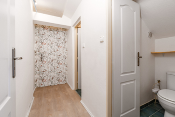 Prodej bytu 2+1 v osobním vlastnictví 44 m², Praha 10 - Uhříněves