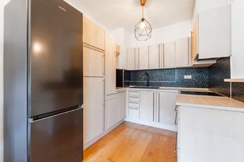 Prodej bytu 2+kk v osobním vlastnictví 62 m², Praha 8 - Kobylisy