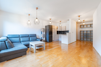 Prodej bytu 2+kk v osobním vlastnictví 62 m², Praha 8 - Kobylisy