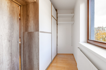 Prodej bytu 2+kk v osobním vlastnictví 62 m², Praha 8 - Kobylisy