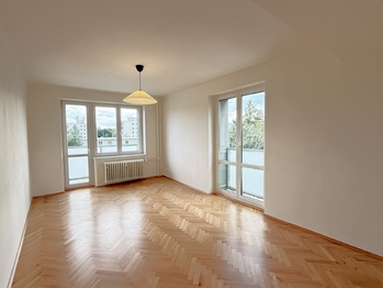 Pronájem bytu 2+1 v osobním vlastnictví 53 m², Praha 3 - Žižkov