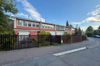 Pronájem bytu 6 a více v osobním vlastnictví 220 m², Praha 8 - Kobylisy