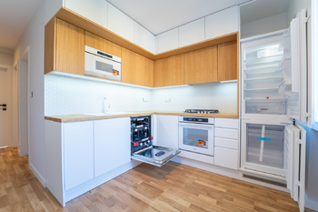 Maximálně vybavená kuchyňská linka - Pronájem bytu 3+1 v osobním vlastnictví 76 m², Kolín