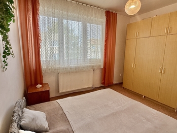 Ložnice - Prodej bytu 3+1 v osobním vlastnictví 72 m², Drnholec