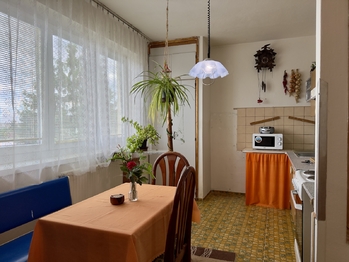 Kuchyň - Prodej bytu 3+1 v osobním vlastnictví 72 m², Drnholec
