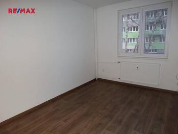 pokoj 3 - Pronájem bytu 3+1 v osobním vlastnictví 63 m², Pardubice