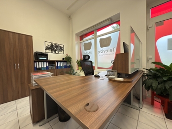 Pronájem kancelářských prostor 110 m², Blatná