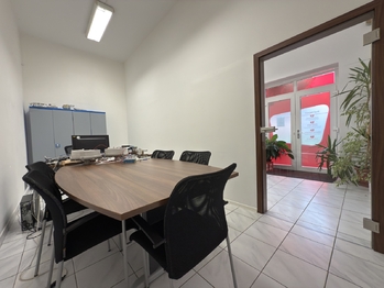 Pronájem kancelářských prostor 110 m², Blatná