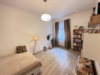 Pronájem bytu 2+kk v osobním vlastnictví 40 m², Praha 10 - Vršovice