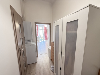 Pronájem bytu 2+kk v osobním vlastnictví 40 m², Praha 10 - Vršovice