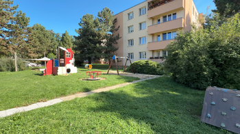 Pronájem bytu 3+1 v osobním vlastnictví 74 m², Brno